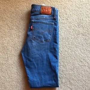 Levi jeans